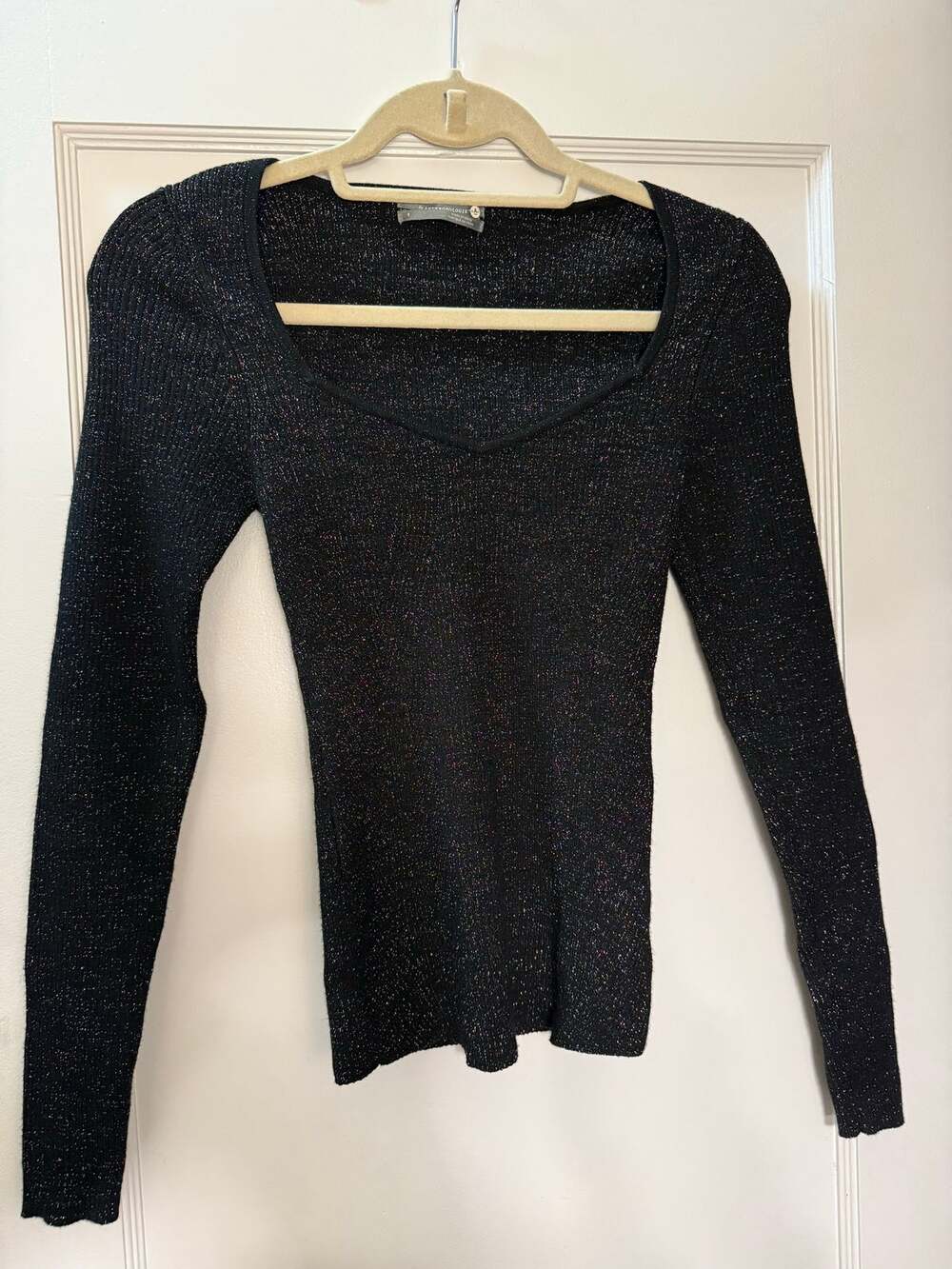 Anthropologie Black Gold Shimmer Knit Long Sleeve Sweetheart Top size medium